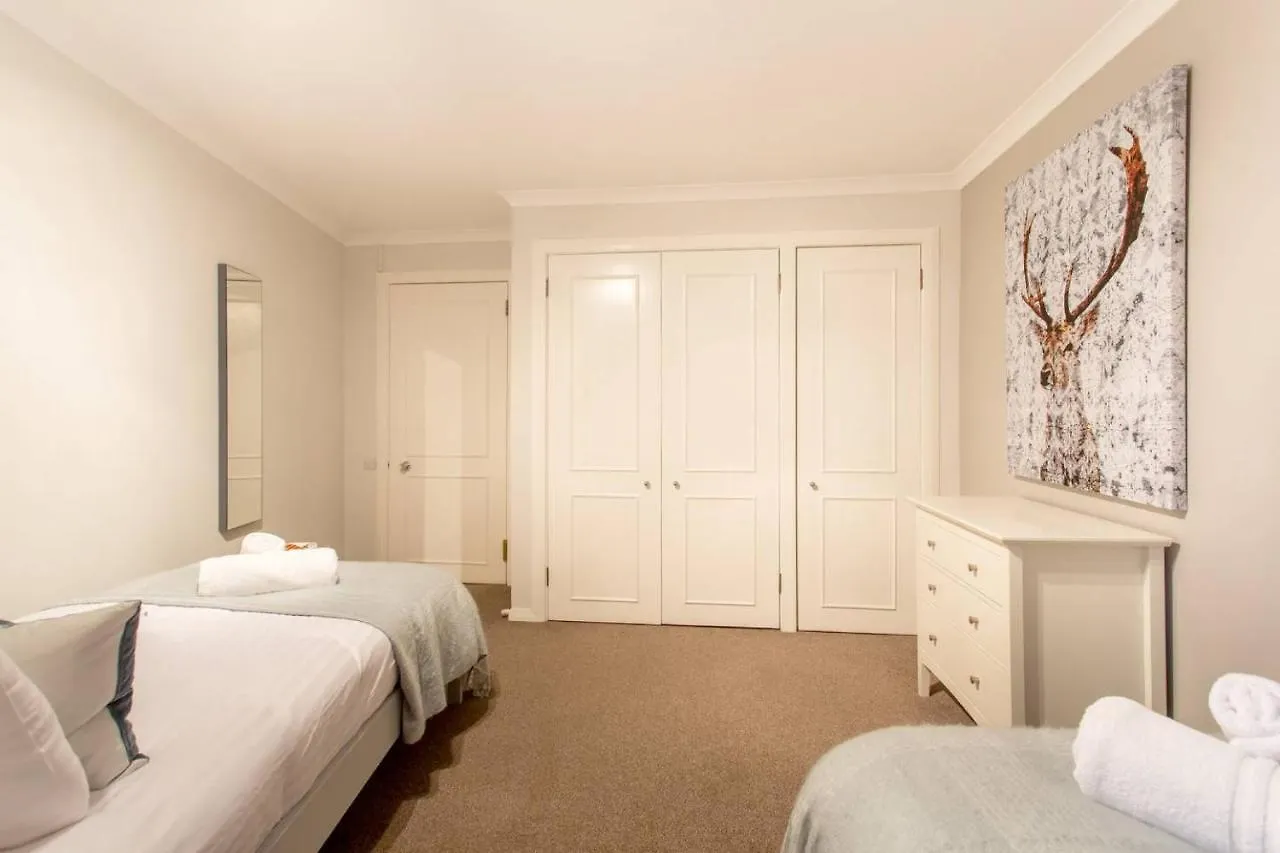 Joivy Stylish Apt Next To Dean Village With Free Parking Edinburgh Apartment