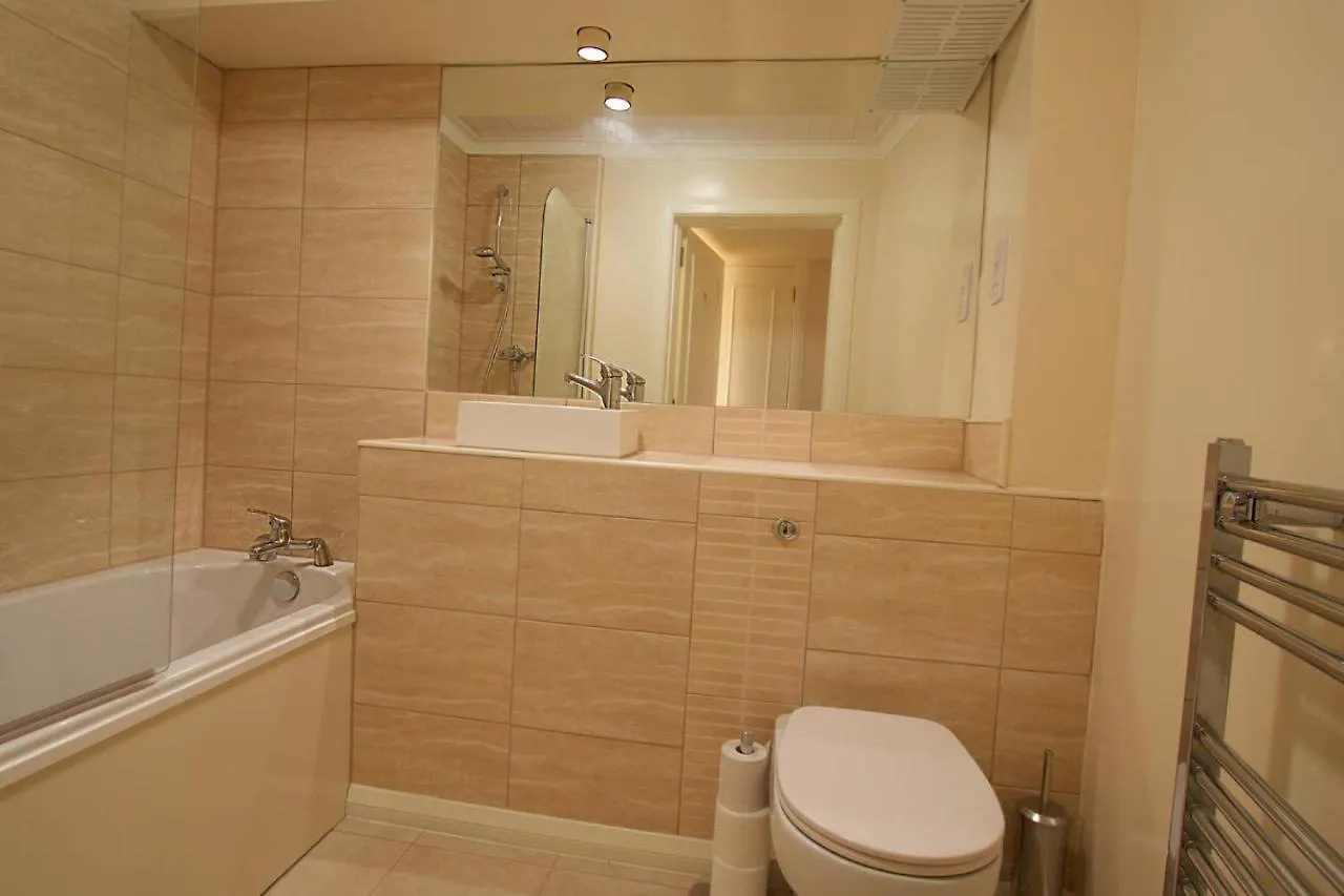 Joivy Stylish Apt Next To Dean Village With Free Parking Edinburgh Apartment